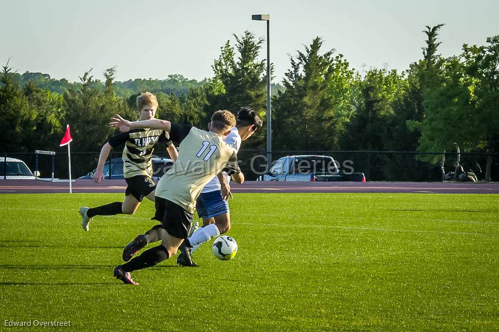 BSoccervsTLHanna_5-1-18-108.jpg