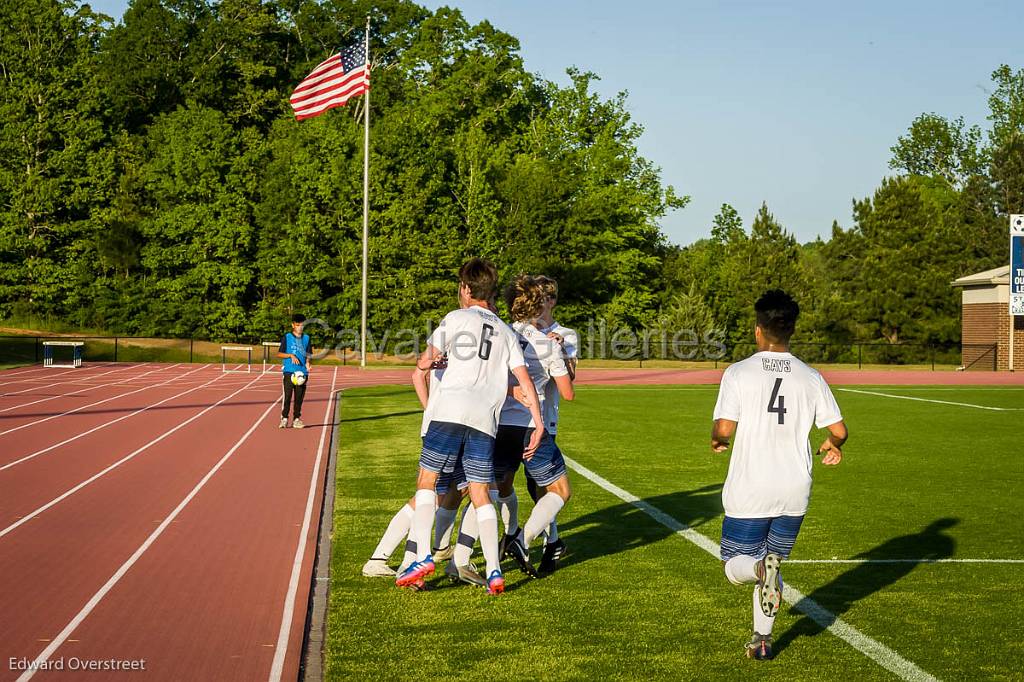 BSoccervsTLHanna_5-1-18-179.jpg