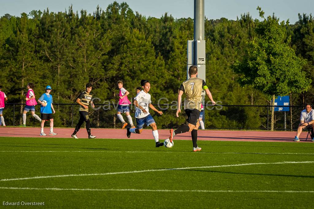 BSoccervsTLHanna_5-1-18-208.jpg