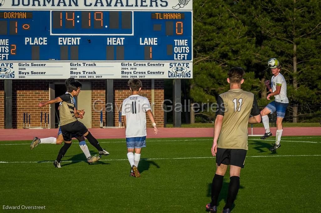 BSoccervsTLHanna_5-1-18-219.jpg