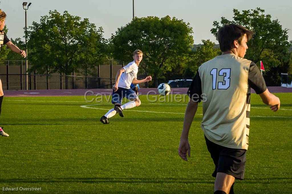 BSoccervsTLHanna_5-1-18-257.jpg