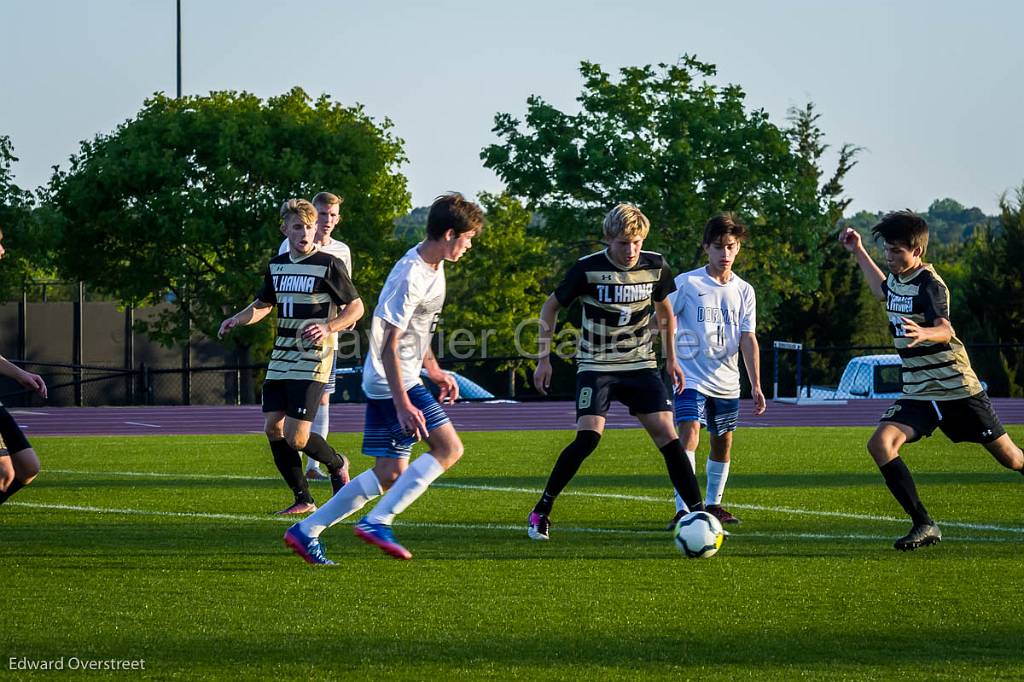 BSoccervsTLHanna_5-1-18-281.jpg