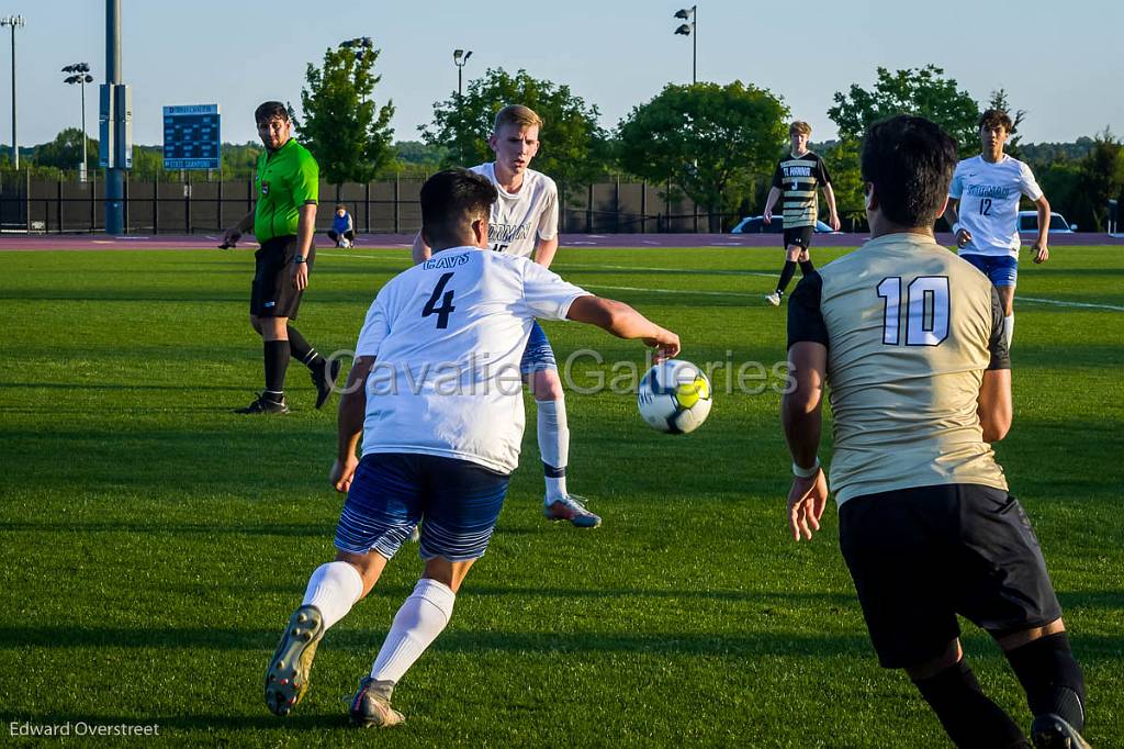 BSoccervsTLHanna_5-1-18-284.jpg