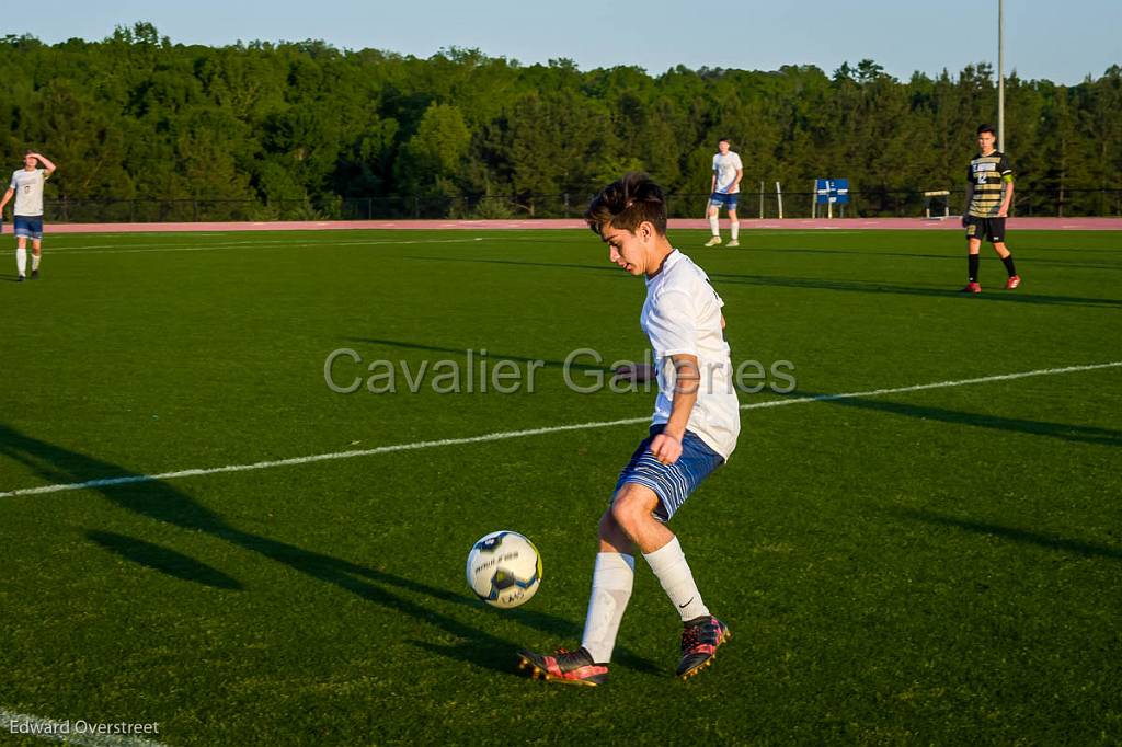 BSoccervsTLHanna_5-1-18-299.jpg