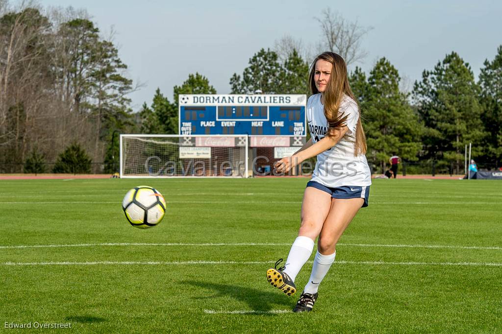 GirlsSoccerTeam140.jpg