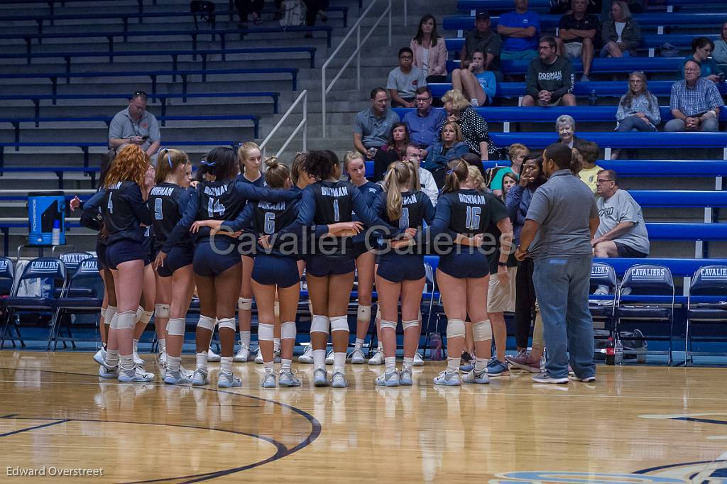 VarsityVBvsRiverside-14.jpg