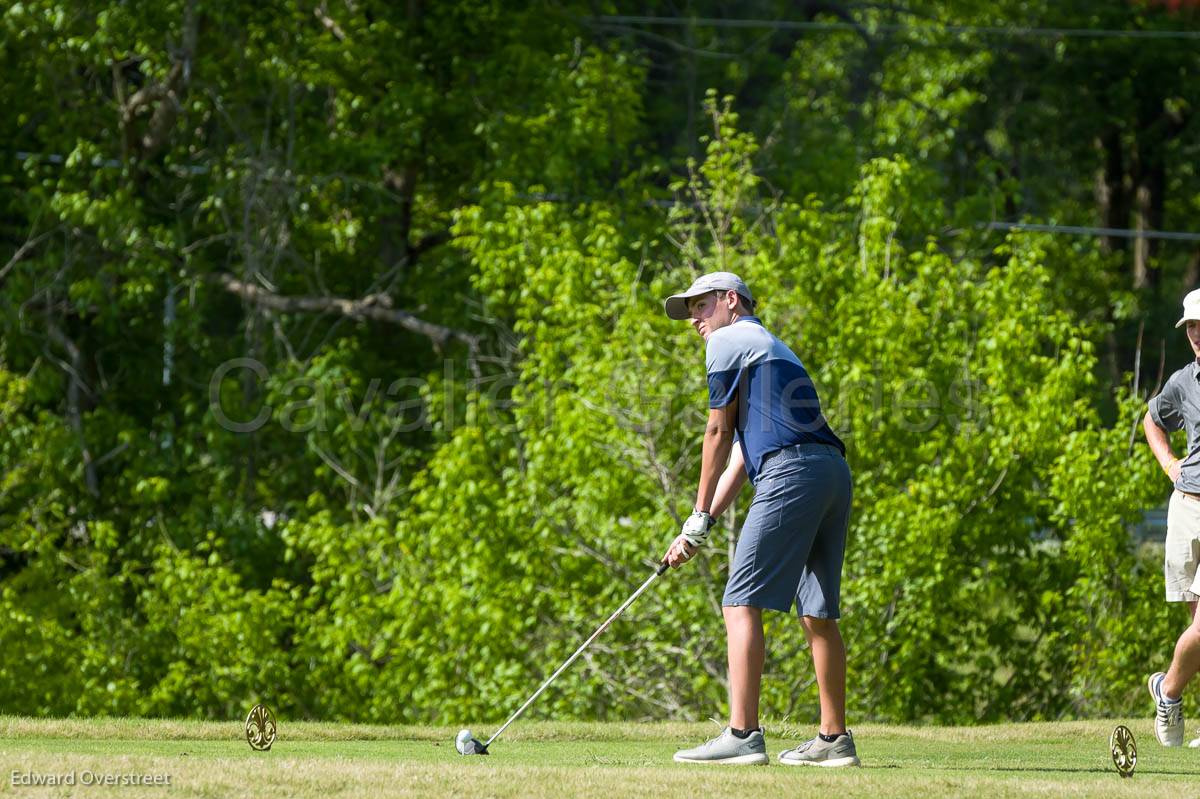 BoysGolfSeniorDay-138.jpg