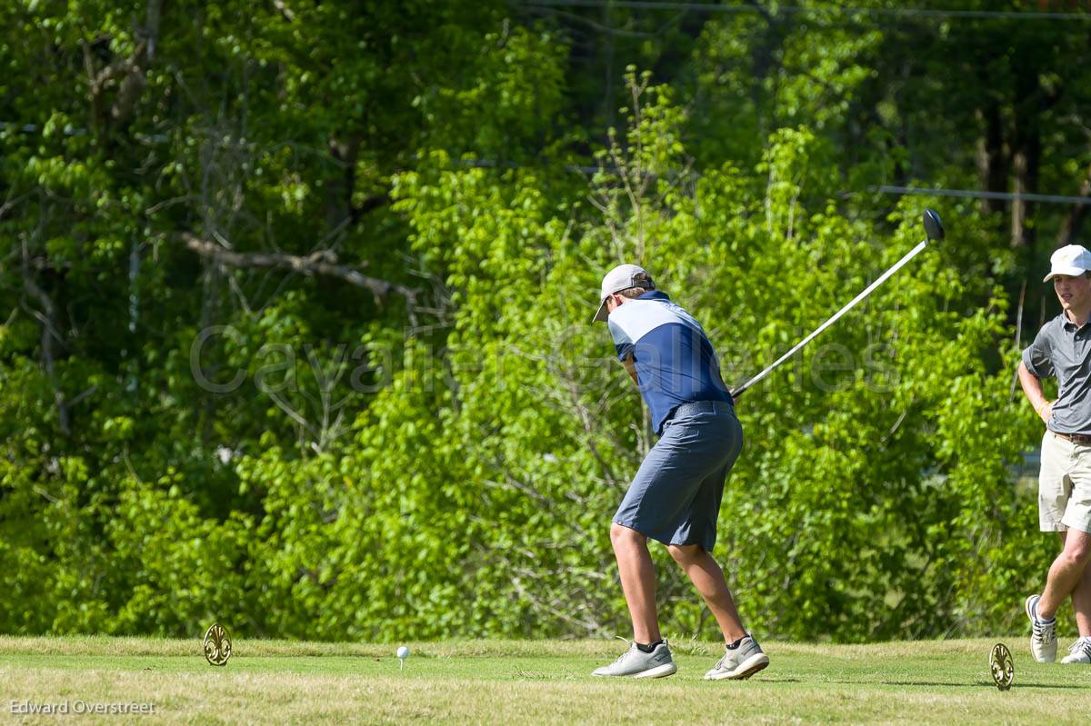 BoysGolfSeniorDay-145.jpg