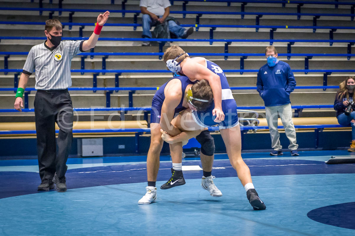 DHSWrestlingvsSHS1-21-21-259.jpg