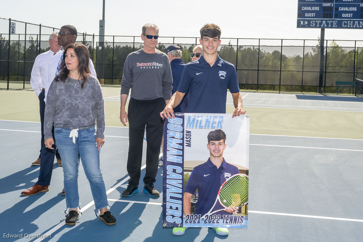 VTENvsSHS+SeniorNite_4-21-22-16.jpg