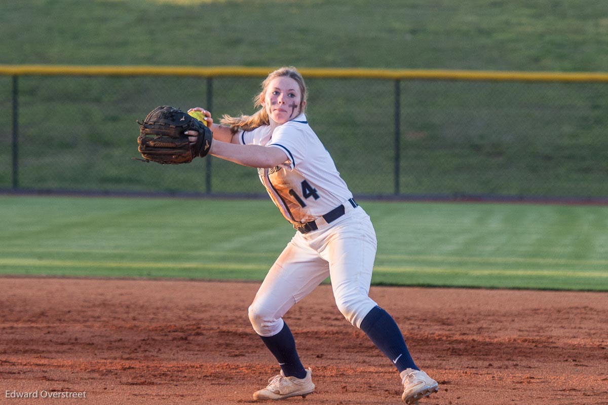 SoftballvsFtMill -273.jpg