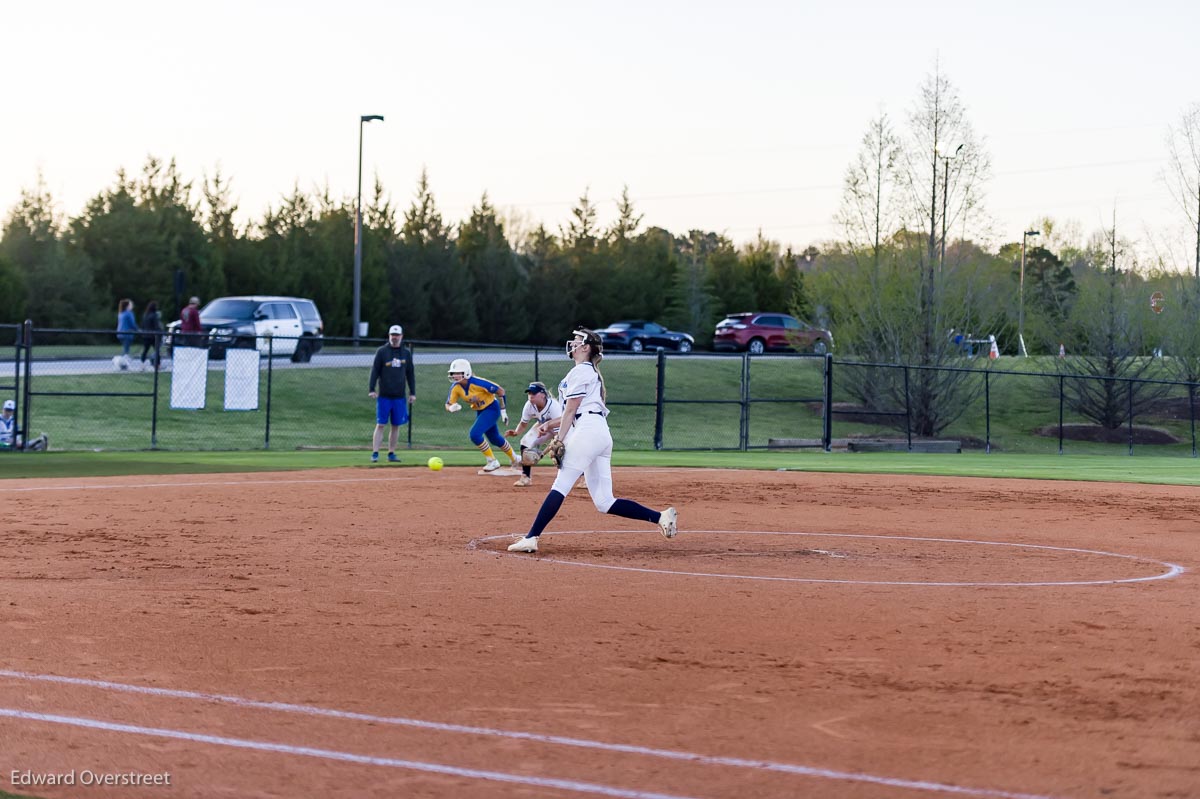 SoftballvsFtMill -299.jpg