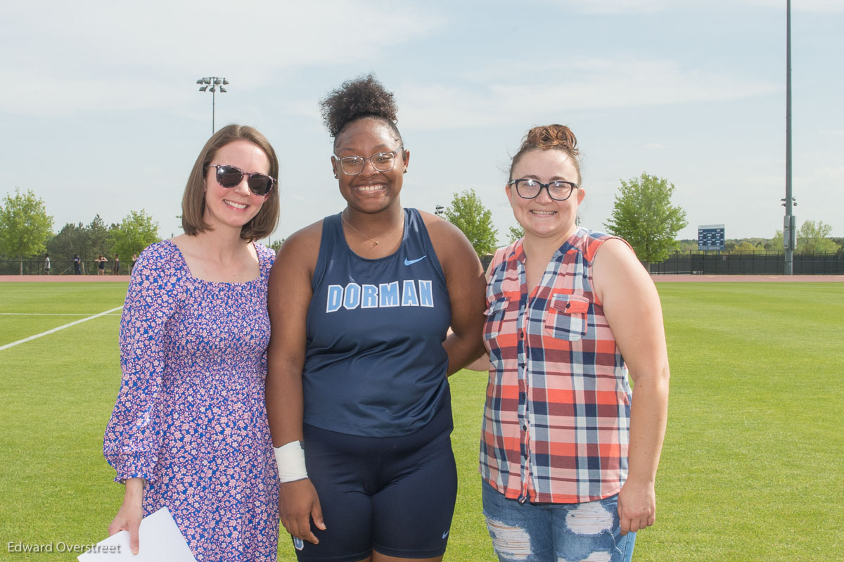 TrackSeniorDay4-12-22-14.jpg