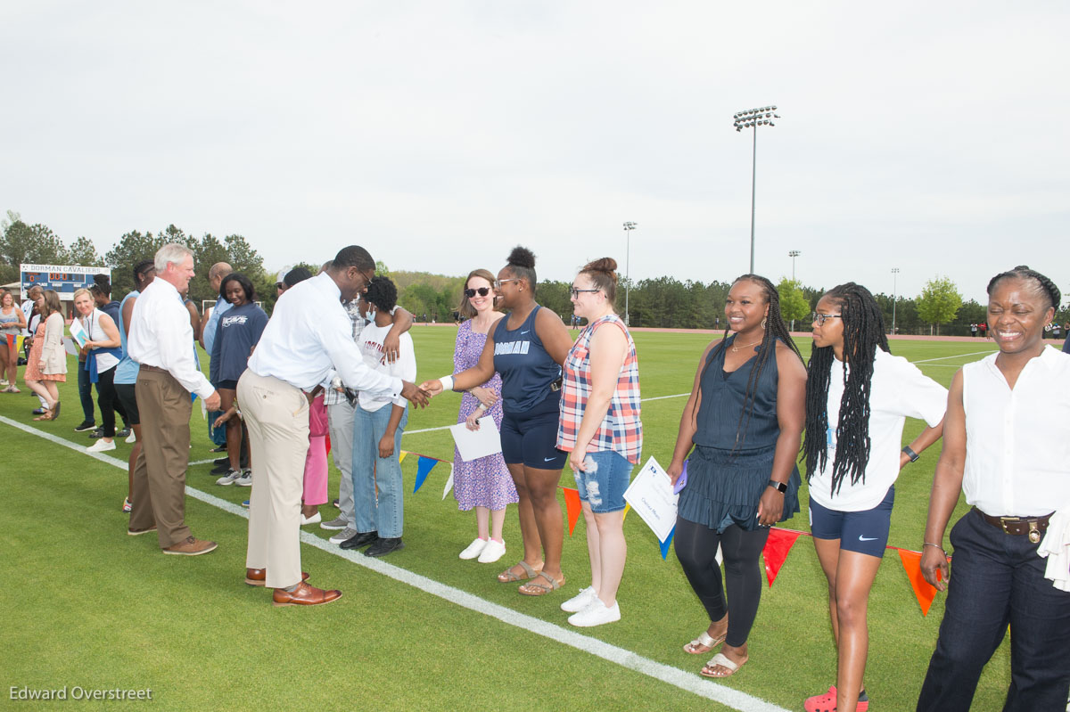 TrackSeniorDay4-12-22-31.jpg