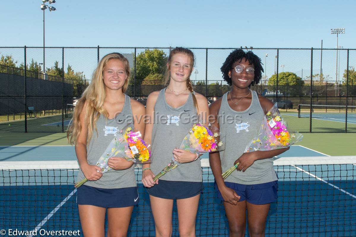 GTennisvsBS_SeniorNight -108.jpg