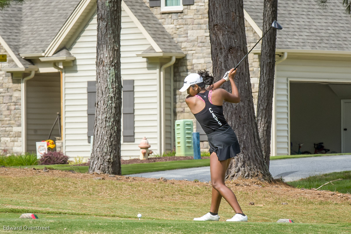 GirlsGolfvsSHS-300.jpg